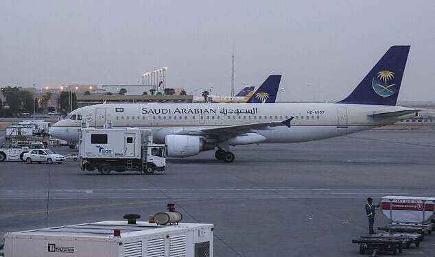 The rich are fleeing from the Middle East through Saudi Arabia on private jets, costing up to £260,000