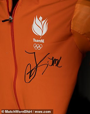 The Netherlands team suit has been signed by the 27-year-old