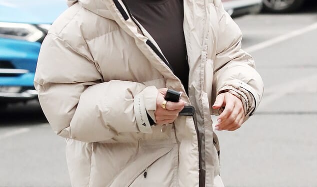 Coleen Rooney is spotted in Cheshire without her wedding ring, fuelling rumours of a split