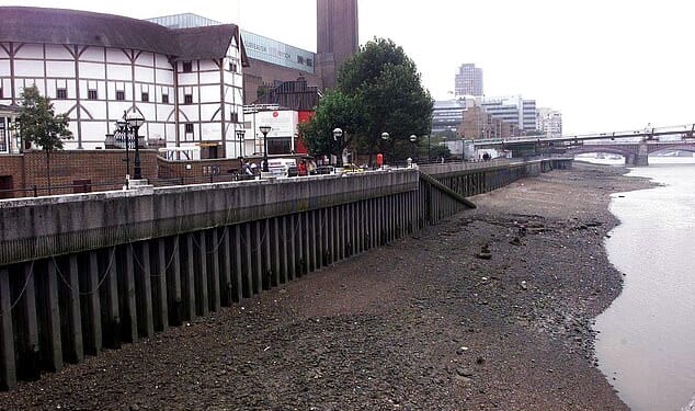 The spot near the Globe Theatre where the boy's torso was found in the River Thames in 2001