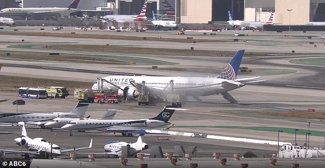 A United Airlines flight made an emergency landing at Los Angeles International Airport (LAX) on Monday after the plane suffered a reported engine failure