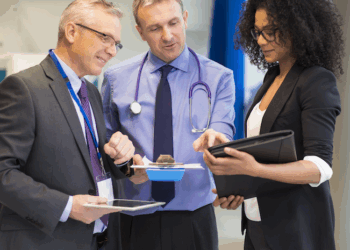 What is a Healthcare Administrator? Everything You Need To Know