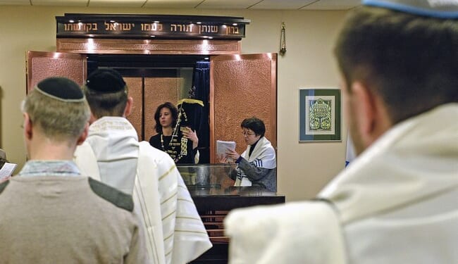 Why Every American Should Visit a Shabbat Service – HotAir