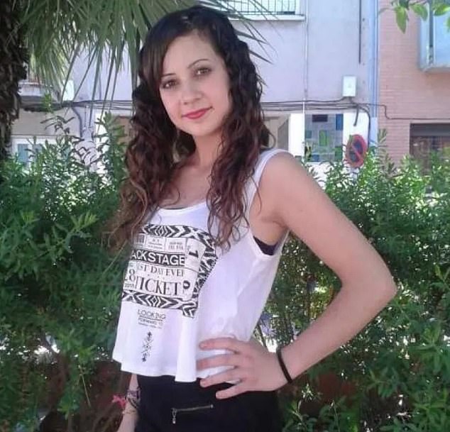 Noelia said she's 'always felt alone', and 'never felt understood or empathised with'