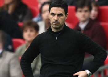 'Car crash' - Invincibles star sends brutal warning to Mikel Arteta over ruthlessly axing Arsenal ace for FA Cup clash