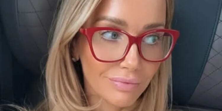 Laura Anderson admits she's 'struggling, big time' and finding getting through the day 'difficult' after split