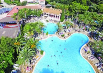 10 European resorts with hundreds of Hols from £9.50 available THIS Easter holidays