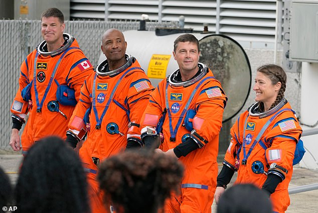 From left to right: Canadian astronaut Jeremy Hansen, NASA astronauts Victor Glover, Reid Wiseman and Christina Koch
