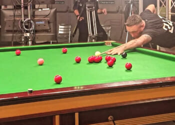 Darts star who claims to have made 147 break stops by Snooker Tour Championship for few frames ahead of Premier League