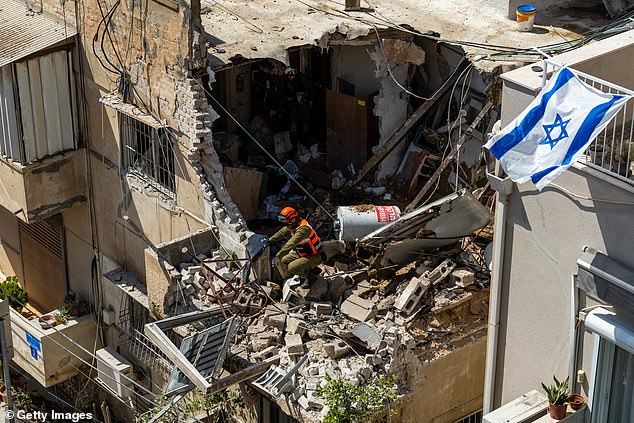 Damage to an apartment building struck by an Iranian missile on March 22