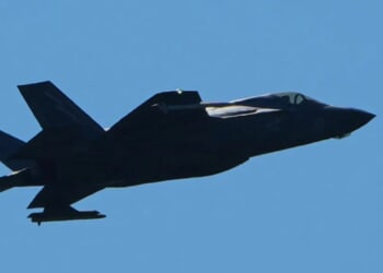 Iran 'puts terrifying bounty on US pilot after shooting down F-35 fighter jet' as US helicopters seen flying over Tehran