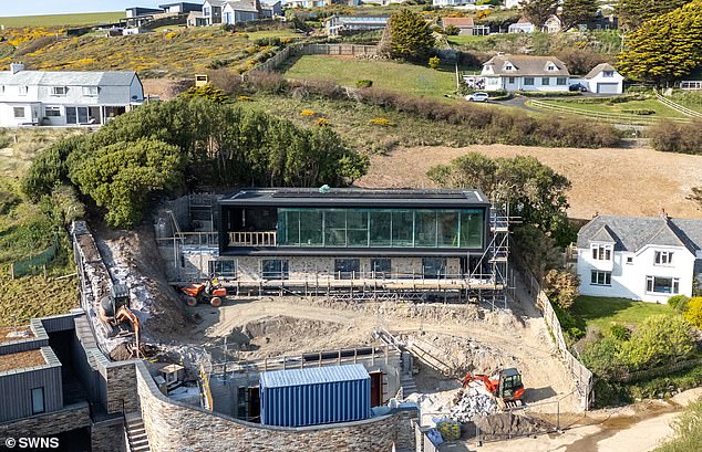 Jordana said 'modern and minimal' homes like Cate's will 'always divide opinion'.