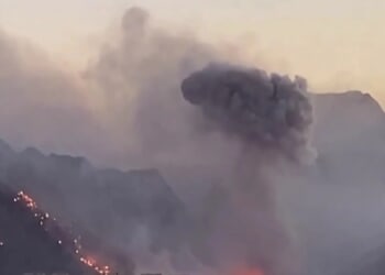 Trump vows to 'rain all hell' on Iran if Strait of Hormuz isn’t open within 48 hours & demands regime make a deal