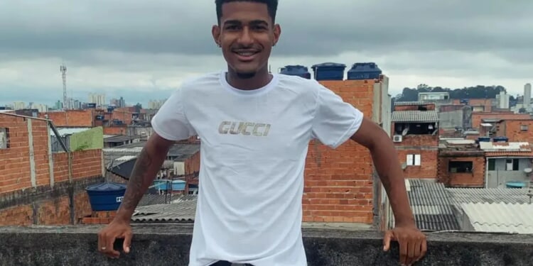 Influencer Douglas Bispo Silva dies aged 21 after being shot while leaving street party