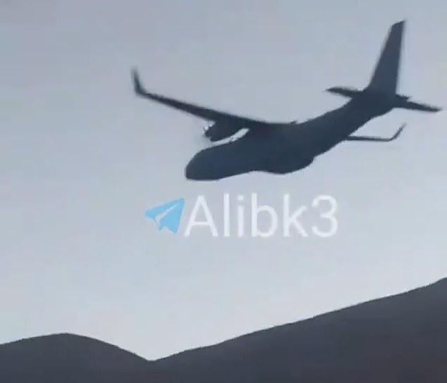 A US military plane flying low over Iran on Sunday amid the daring rescue mission