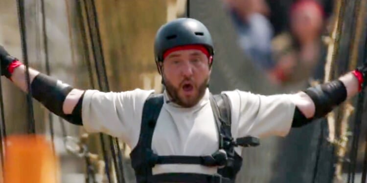I'm a Celeb's Seann Walsh screams in horror as he takes on 150ft sky-high trial with Sinitta in episode first-look
