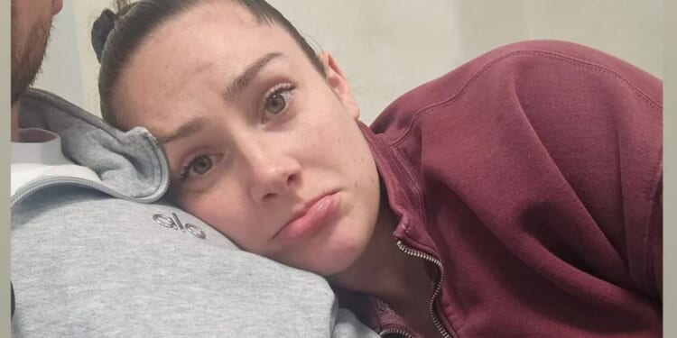 Emmerdale's Isabel Hodgins in tears after being rushed to urgent care on Bank Holiday for postpartum complications