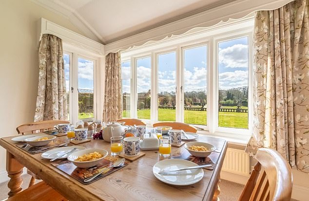 The dinner table at Gardens House is worlds away from the usual fine dining set up royals are accustomed to