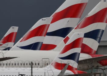 British Airways passengers left terrified after fumes filled the cockpit and pilots forced to wear oxygen masks