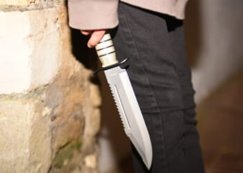 Anti-knife guards to monitor pupils walking to school in weapon hotspots under new plans