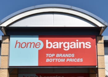 Bathe your pathways in a gorgeous golden glow with £10 Home Bargains buy