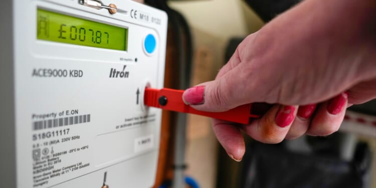 Major energy firm to give struggling households £1,700 to help to pay off debts