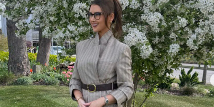 'So pretty' - Sky Sports Racing host Kate Tracey stuns in leggings and elegant jacket ahead of Grand National
