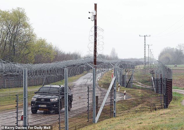 The fence is hated by the European Union ¿s bureaucrats in Brussels who refused to export to Hungary the steel spikes needed to help build it at the start of the migration crisis in 2015