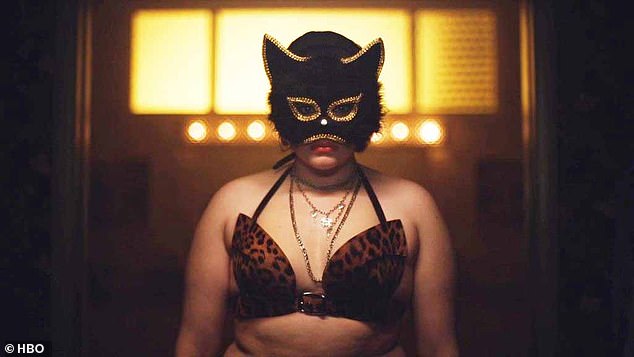 Kat (Barbie Ferreira) posts videos of herself in lingerie online, wearing a cat mask to conceal her identity, and starts making money as a financial dominatrix