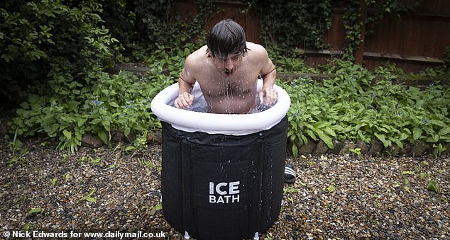 The bath is a decent size, sturdy, portable, and puncture-resistant - simple but effective