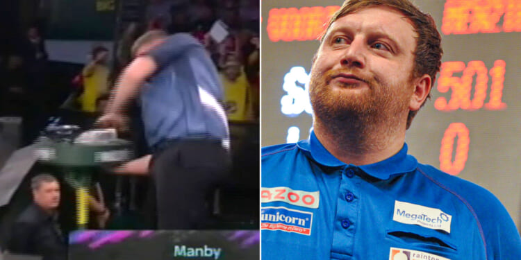 A lot of issues' - Cameron Menzies forced to wear hand warmer after nerve damage from World Darts table punch