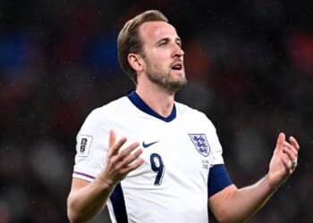 'Fundamental problems' - England sent concerning Harry Kane injury warning by Bayern Munich president ahead of World Cup
