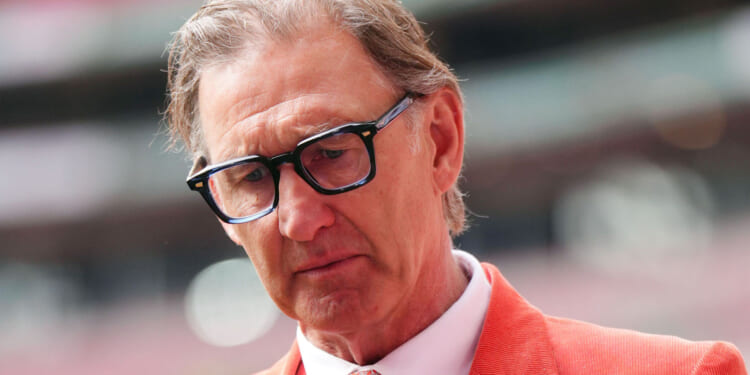 'Gone too far' - Tony Adams calls for rule change to be introduced that could hurt Arsenal