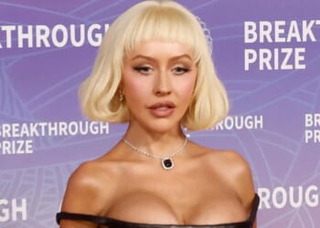 Christina Aguilera looks incredible as she debuts new hair and shows off massive weight loss transformation