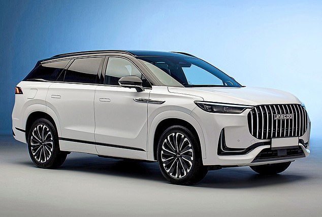 Jaecoo 8: With its a 1.5-litre turbocharged petrol engine with electric power, the Jaecoo can transport seven people over 700 miles without needing to stop to refuel