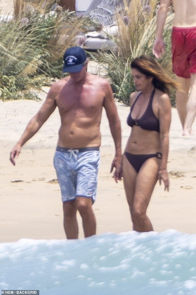 Crawford and her husband enjoyed quality time ahead of their wedding anniversary