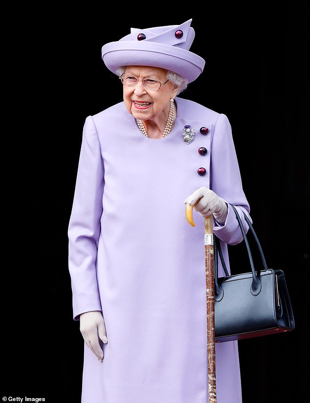 The Mail's royal editor Rebecca English revealed that the Queen was fond of the colour lilac