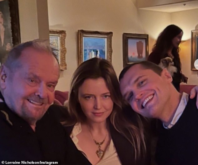 Lorraine posted the first photo of her father in nearly a year back in December 2025, which showed him posing with her and son Ray inside what appeared to be a restaurant