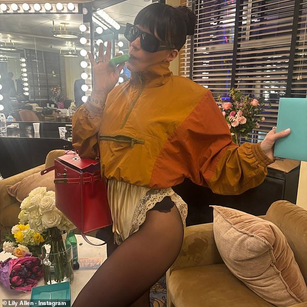 Elsewhere Lily has been keeping fans up to date with her adventures across the pond