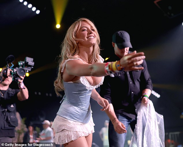 The star turned heads as she took to the stage with Diplo for Diplo's HonkyTonk and flashed a smile towards the audience