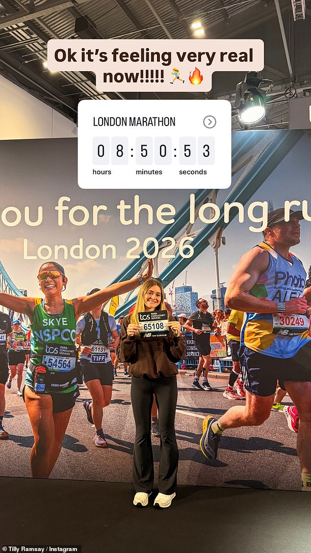 Gordon said: 'Can’t wait to see you out there! Good luck to everyone running and a big thank you to all the volunteers you are all amazing'