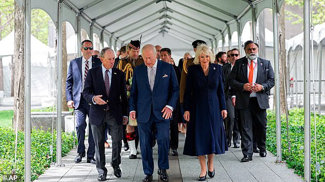 They were at first escorted around the site by former New York mayor, Michael Bloomberg, left