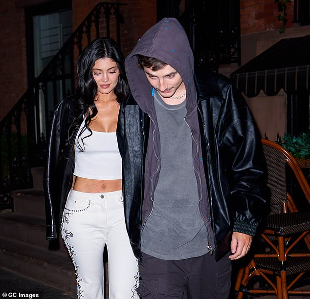 The lovebirds were all smiles on the outing