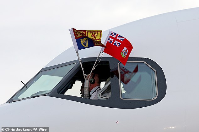 Both the Royal Standard and the Bermuda flag could be spotted fluttering proudly from the cockpit window