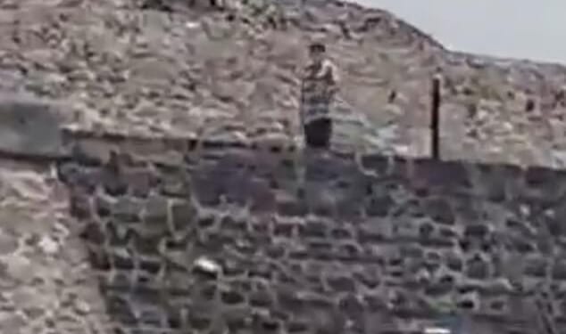 An unidentified man opened fire while on a famous pyramid at the Teotihuacán archaeological zone on Monday in Mexico