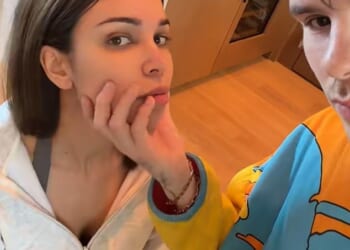 Cruz Beckham appeared to take another dig at his estranged brother Brooklyn as he whipped up pancakes for girlfriend Jackie Apostel in a new TikTok video