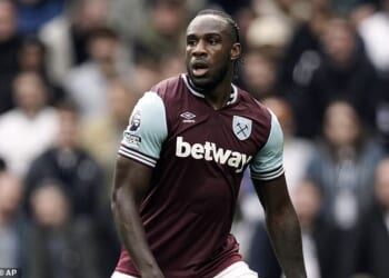 Former Premier League star Michail Antonio is facing a driving ban after his £200,000 Lamborghini was spotted speeding