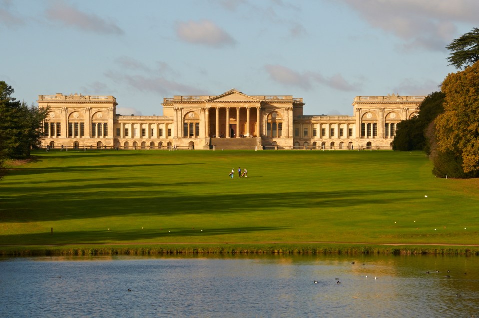 Stowe House, golf club, and lake in Buckinghamshire.