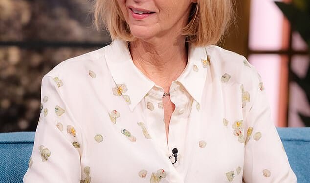 Appearing on today's (April 3) episode of This Morning, Lisa Kudrow revealed the one fan request that 'irritates' her