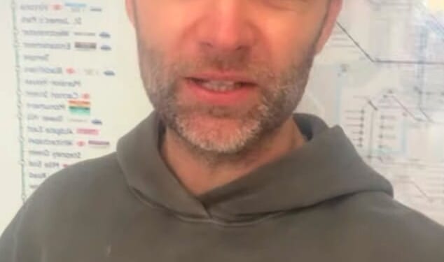 Harry Judd was left panicking after forgetting his bib on the morning of the London Marathon on Sunday